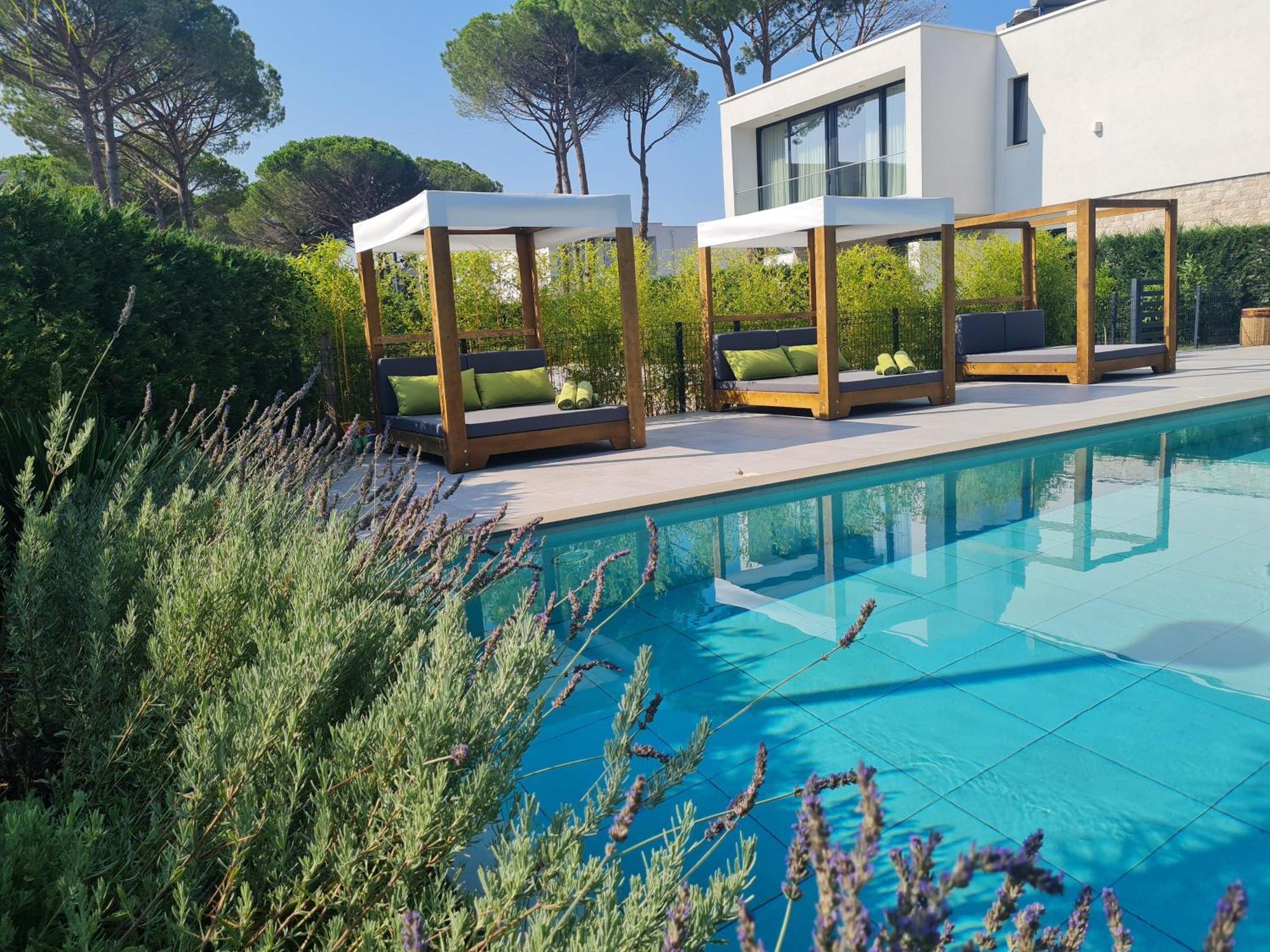 Rosemarine Villas Durrës Eksteriør bilde